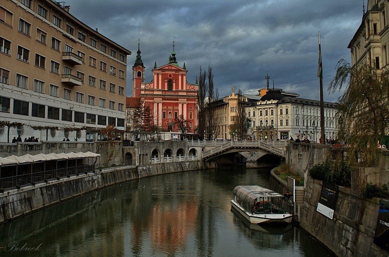 Ljubljana by Aleš Kljakič