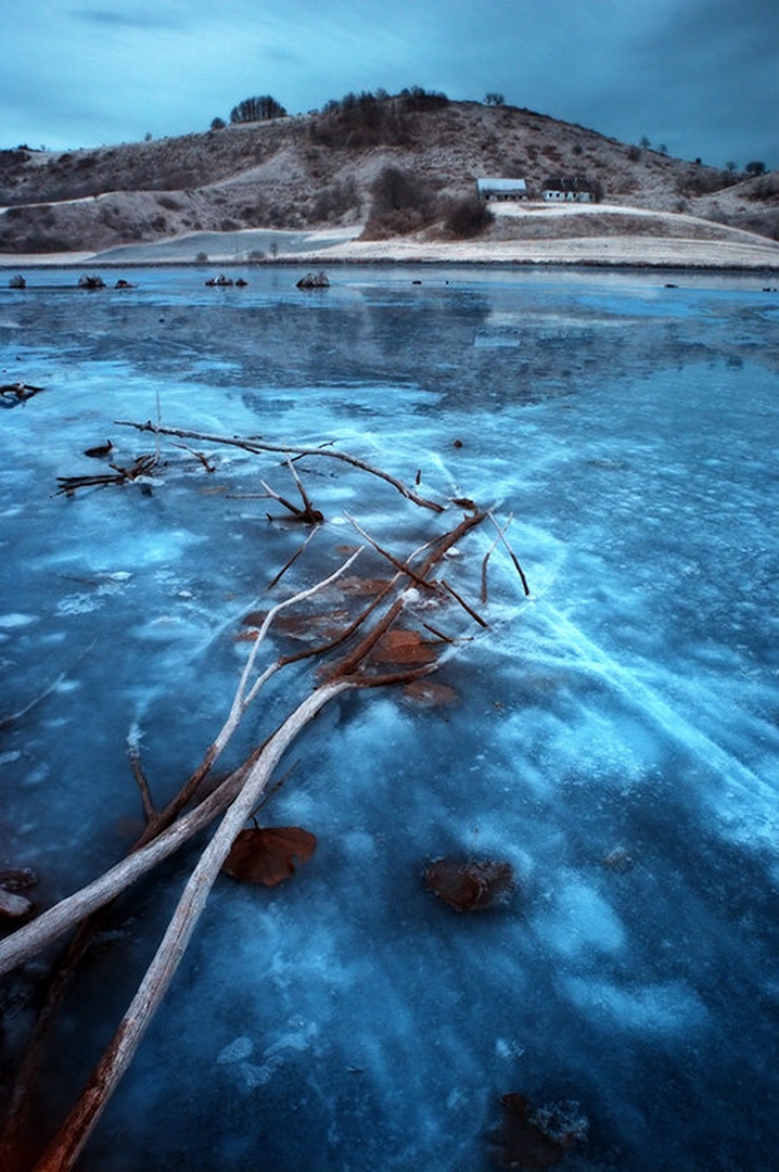 Frozen desert by Gregor Harih