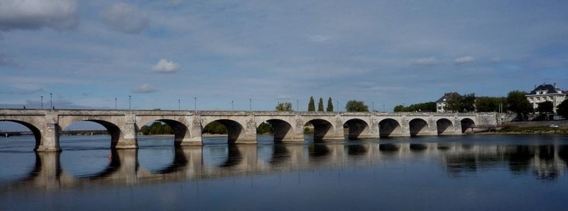 Saumur by Maruša Andrejašič