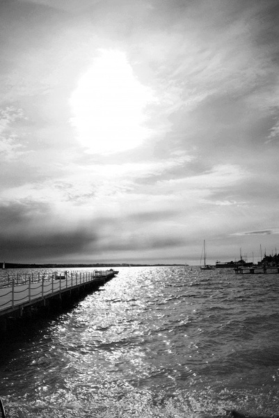 Prazna plaža by bojan