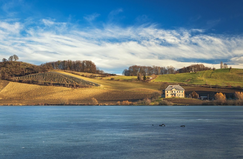 Zamrznjeno Perniško jezero by Matjaž Guček