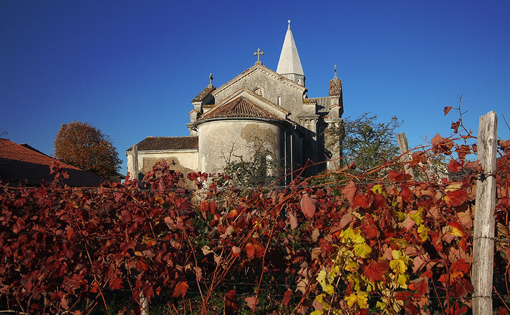 Kraška cerkev by Kostja Prinčič