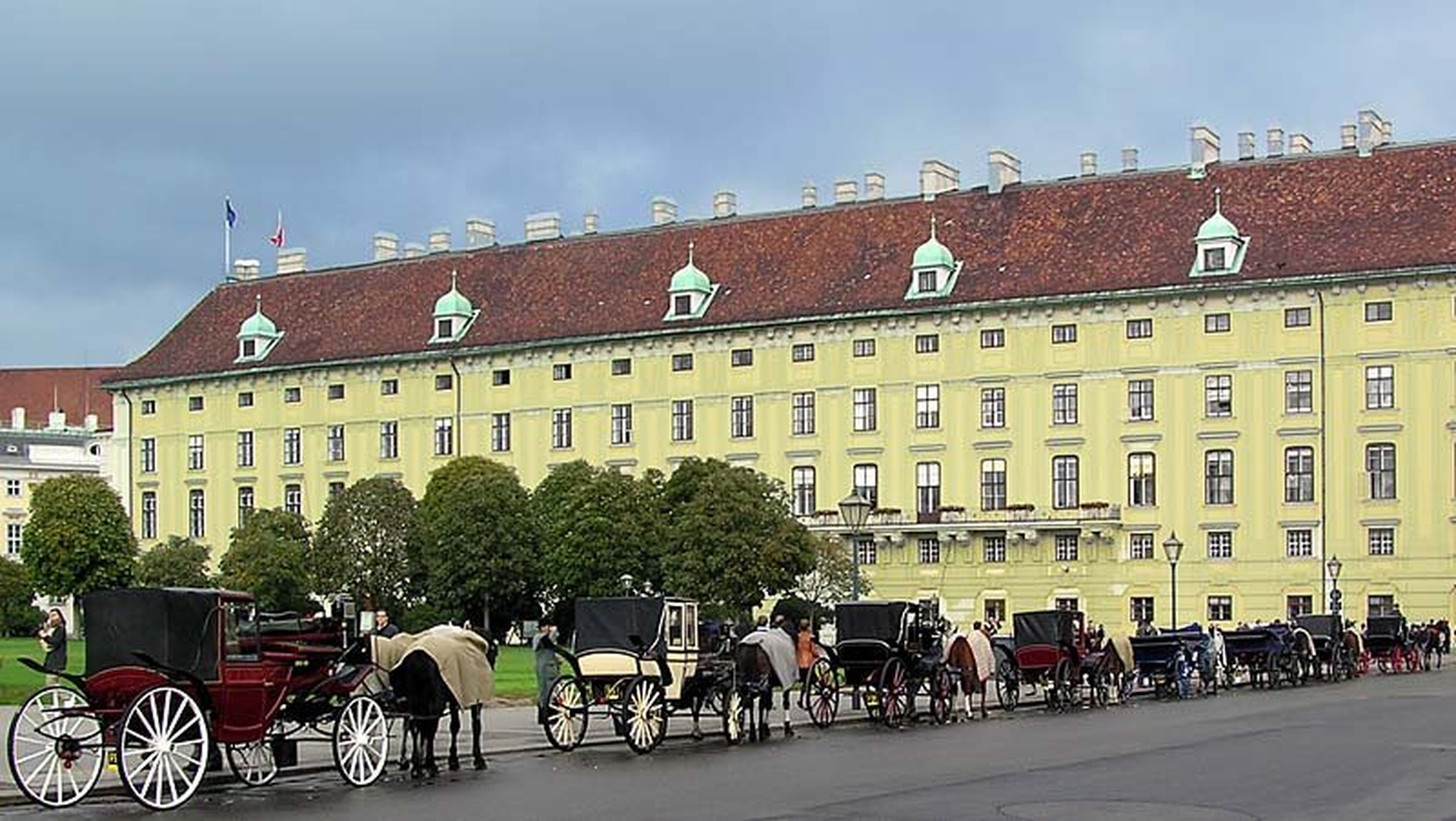 Čakajoč na cesarja by