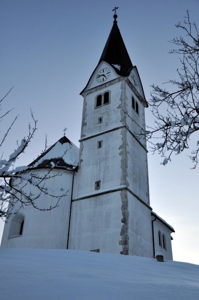 Ko zvonovi zapojo by svaba