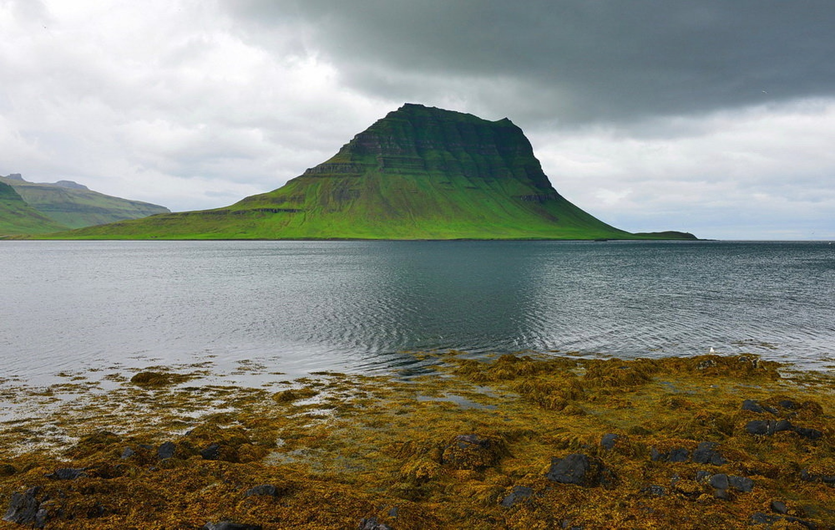 Kirkjufell by davorin munda