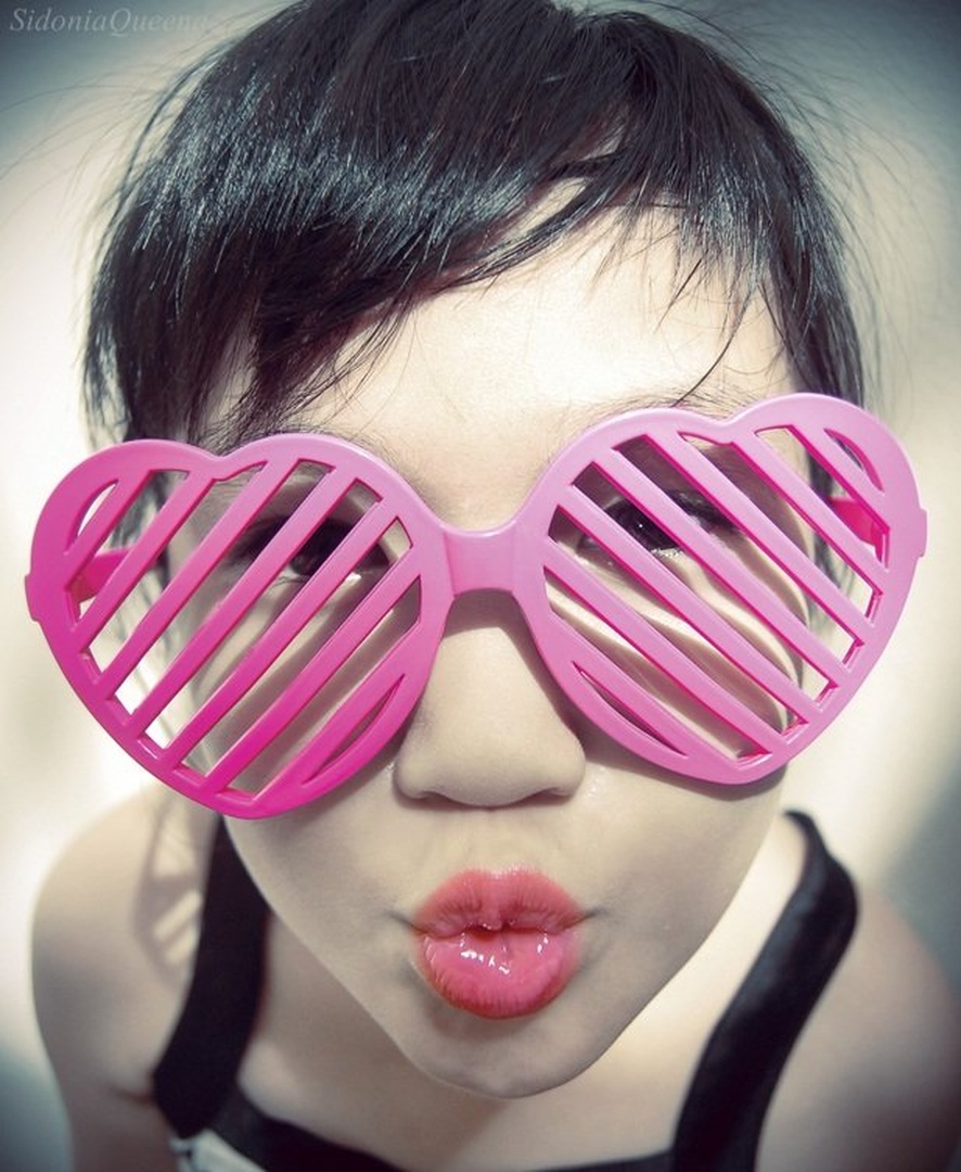 Sister and shutter shades by Sanela *******