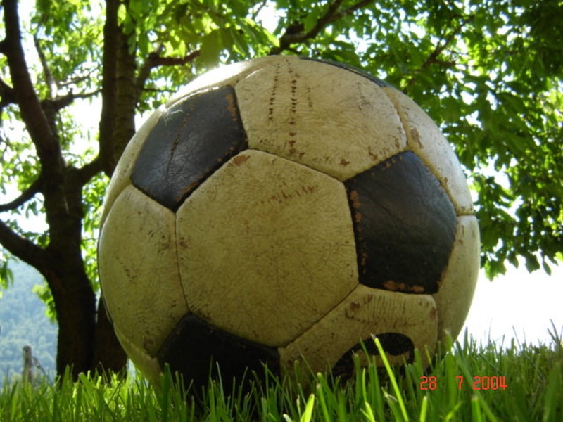 Gremo na fuzbal!!! by Tadej