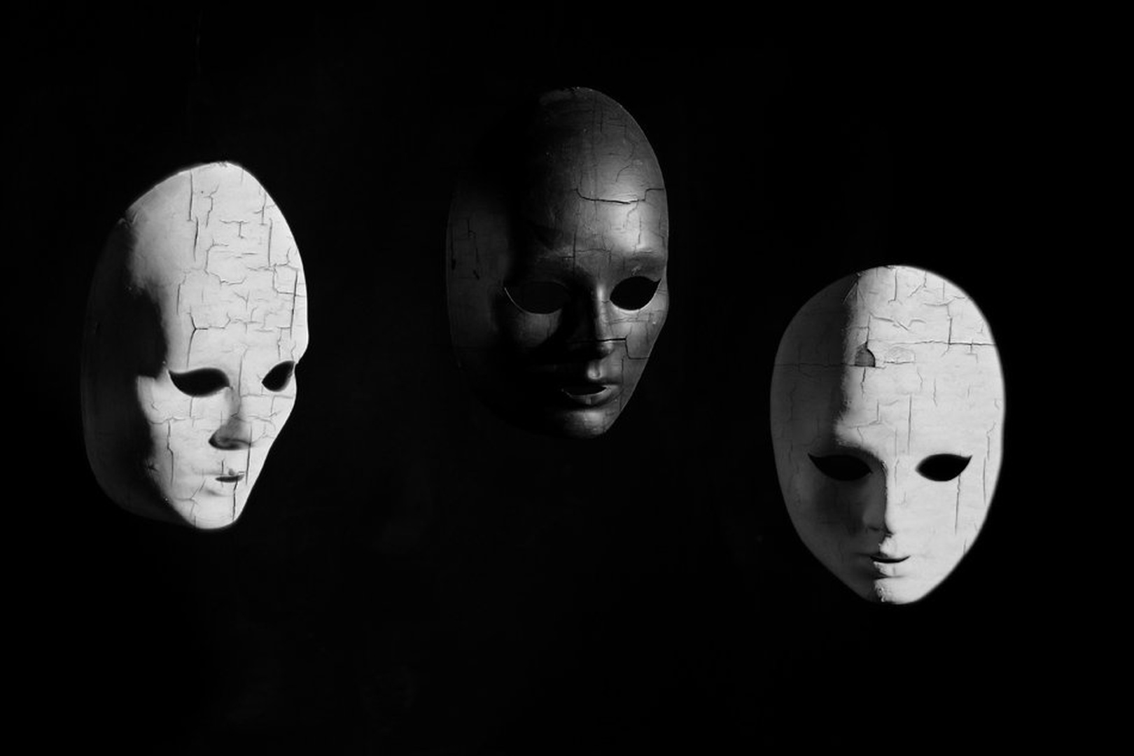 maske by Zvone Lavrič