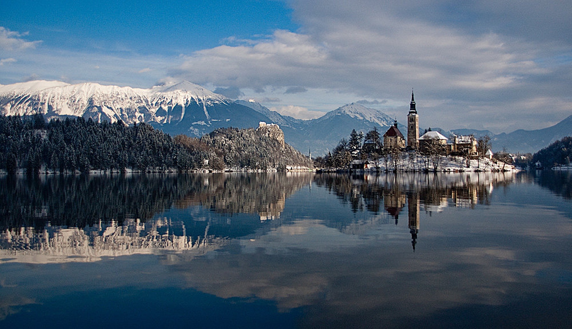 Bled by Matjaž Logar