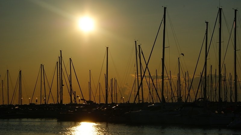 Izolska marina by Petra Lebar