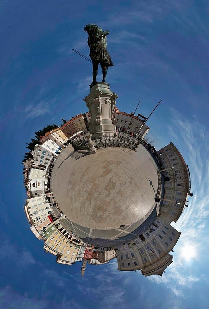 Planet Tartini by Pano Si