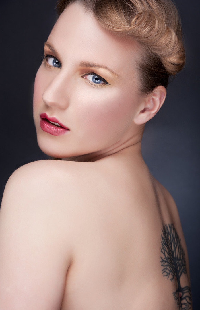 Anja by Inaya