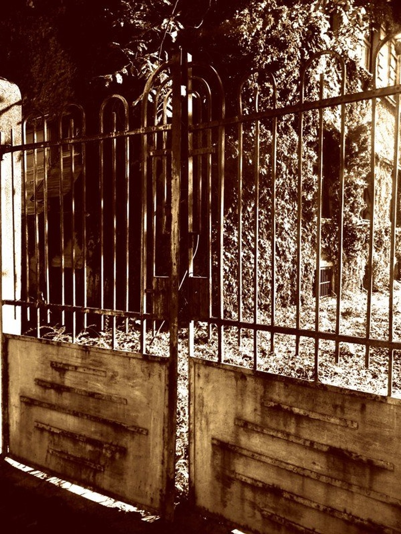 enter by