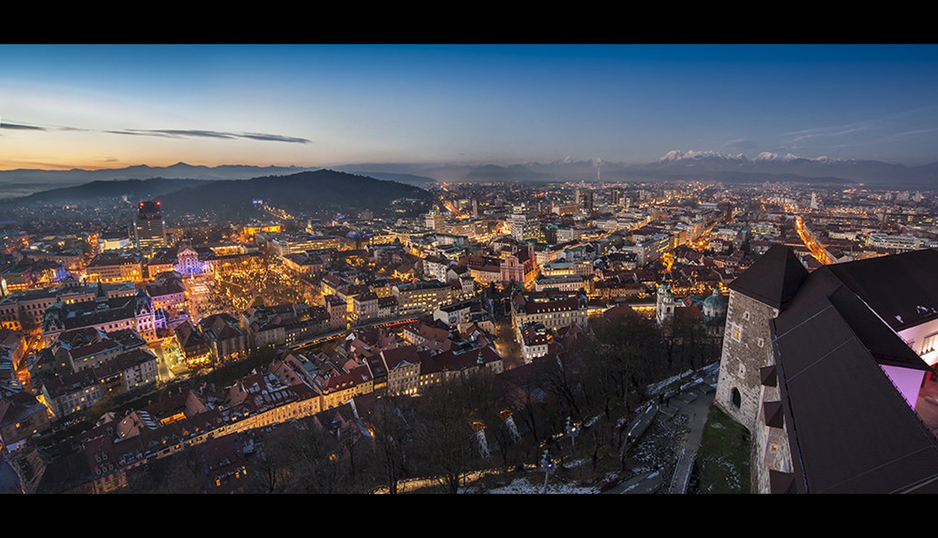 Ljubljana obsijana II by Andraž Martinšek