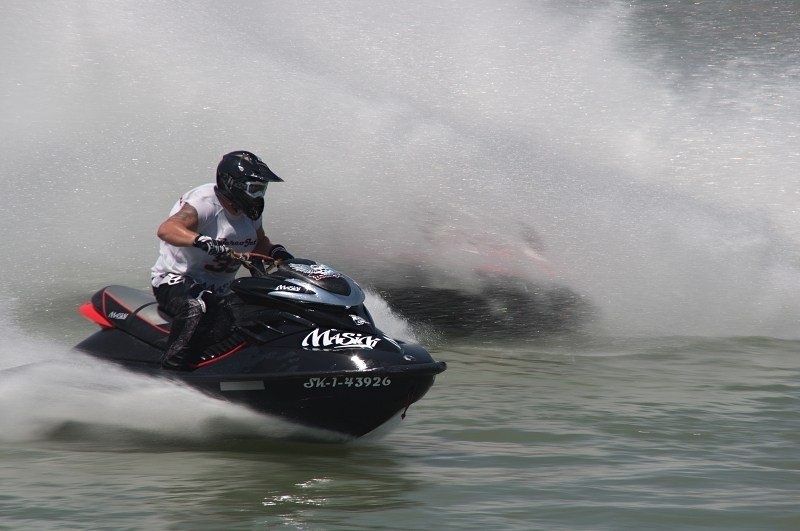Jet ski 2 by Zdravko Kuhta