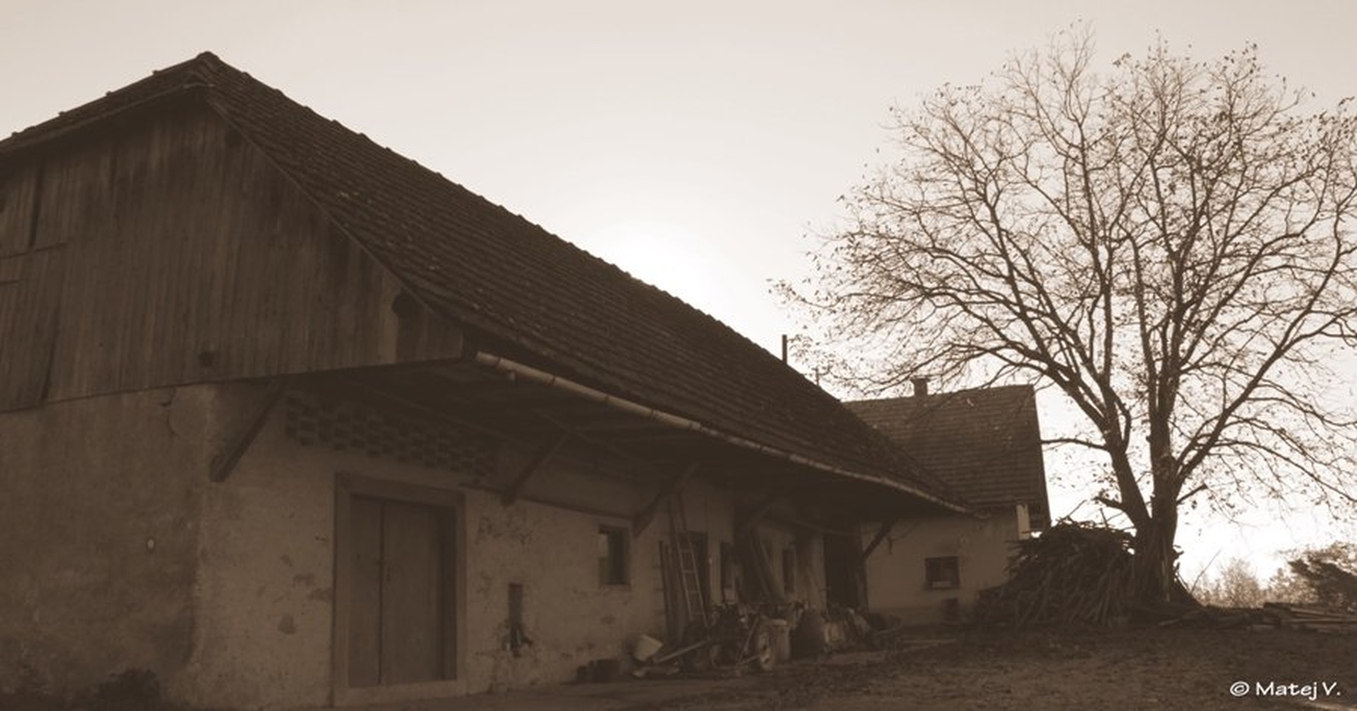 Stara domačija by Matej V.
