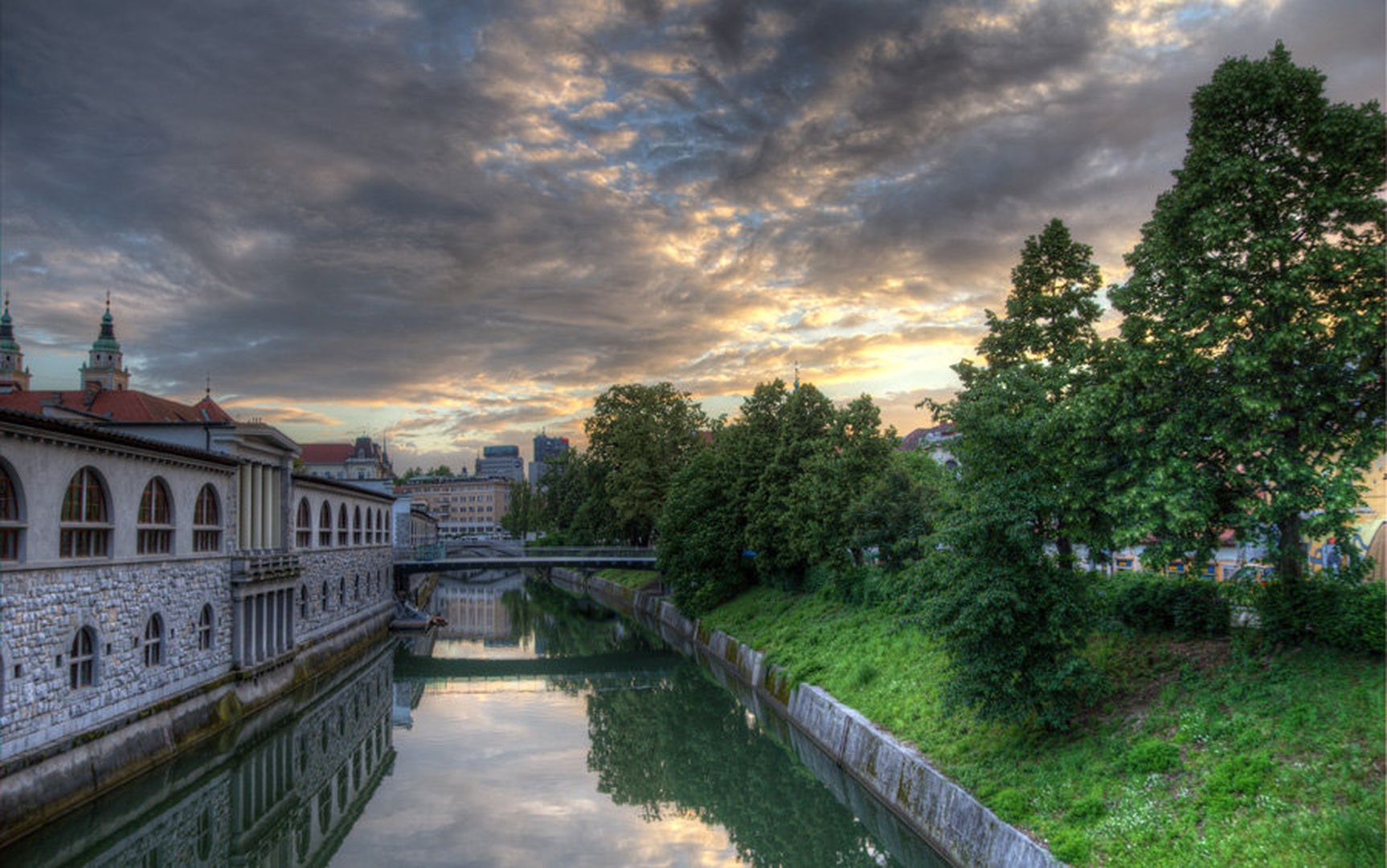 Z Zmajskega mosta by