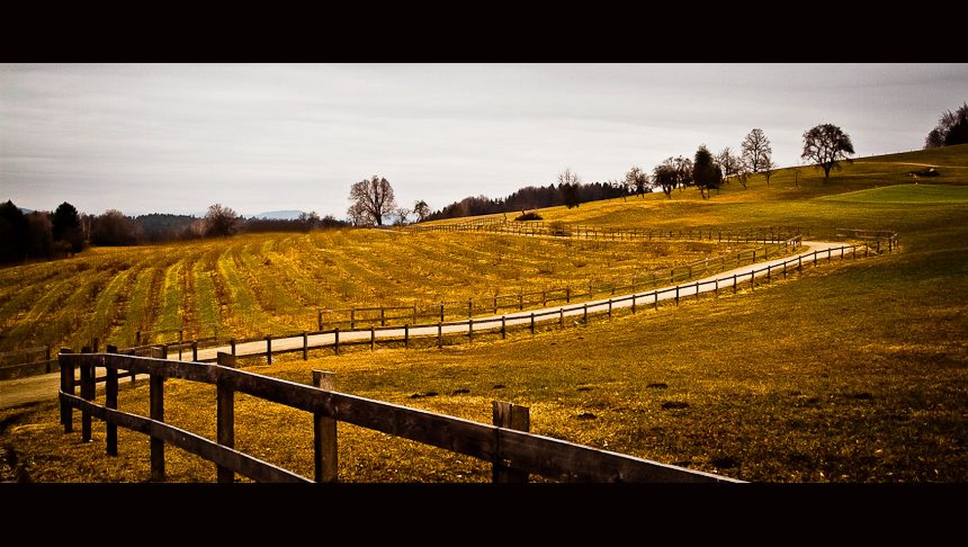 Večna ograja by Sizgo