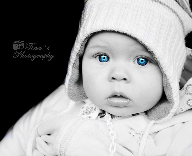Baby Blue Eyes by Tina