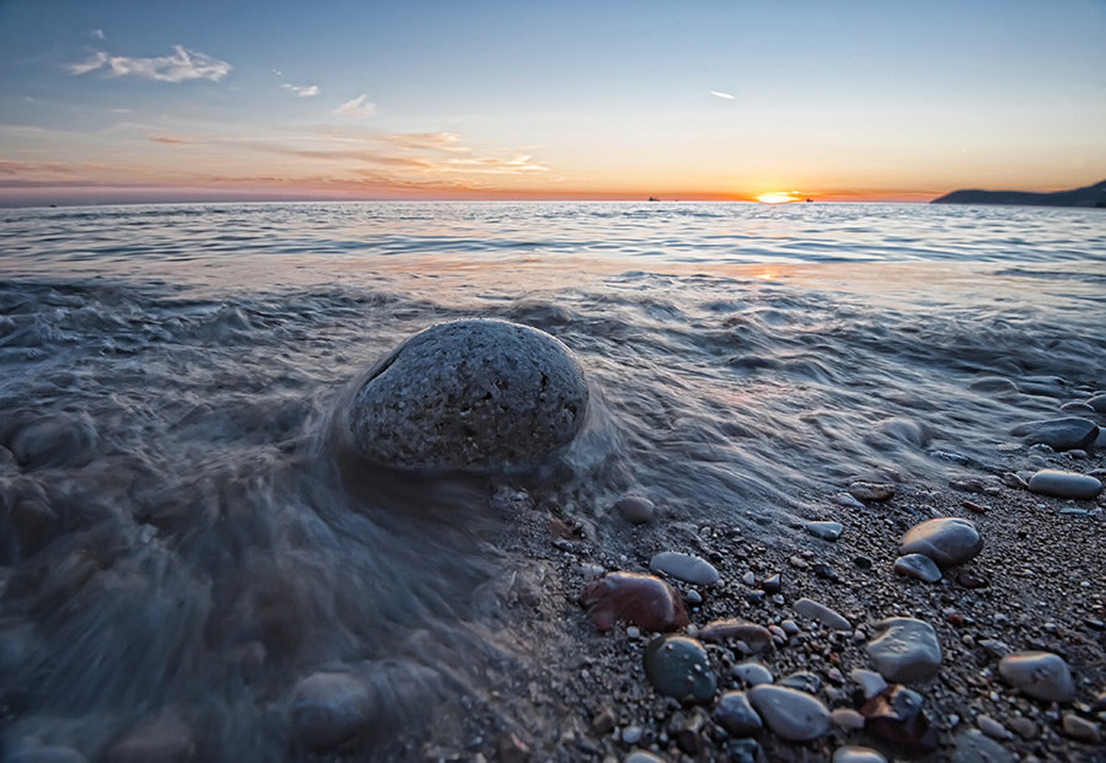 sunset by Veri Veroza