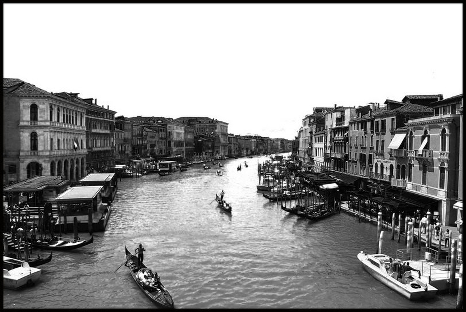 venice by nik mahnič