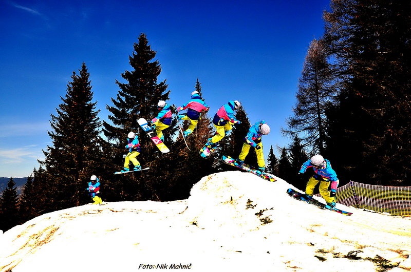 snowboarding by nik mahnič