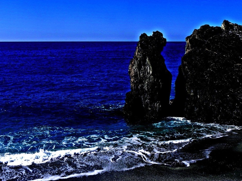 Sea by anže kastelic