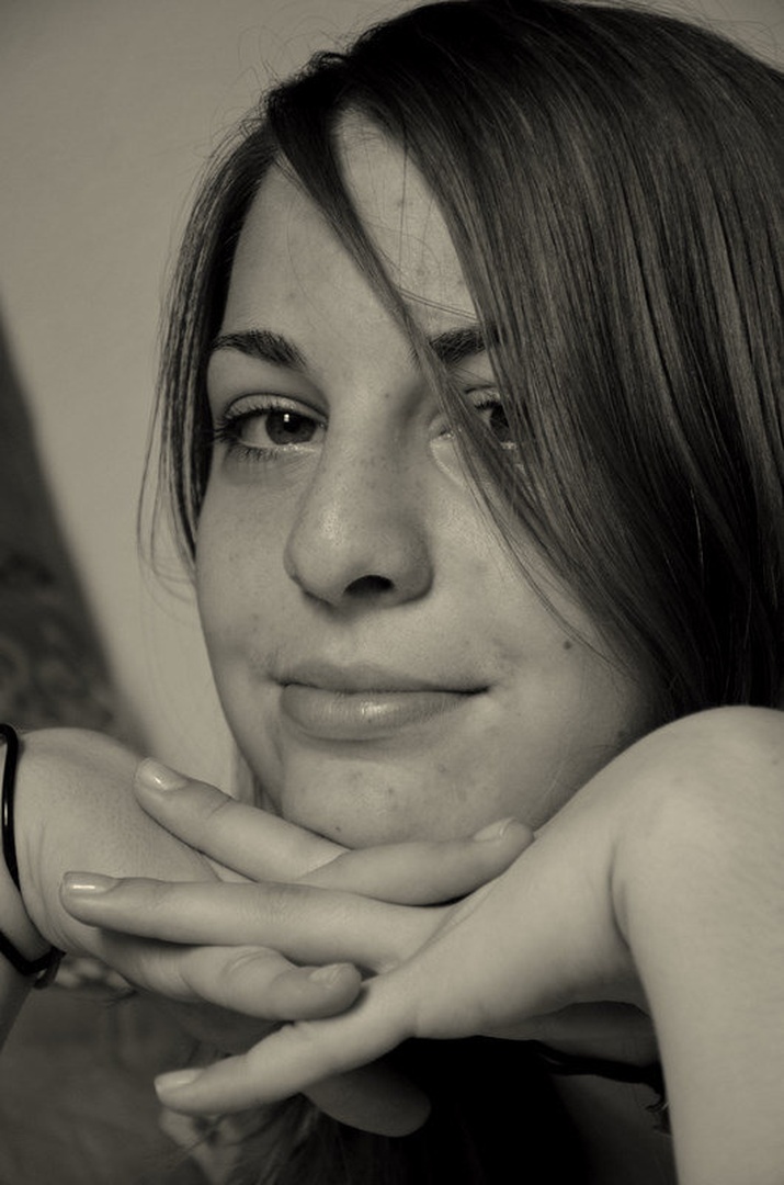 Portret. by Ema Kuster