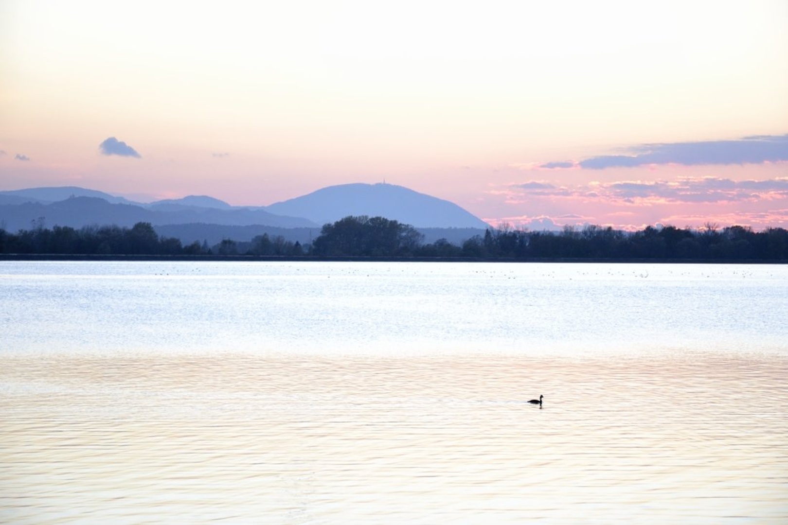 Jezero by Primož Njegač