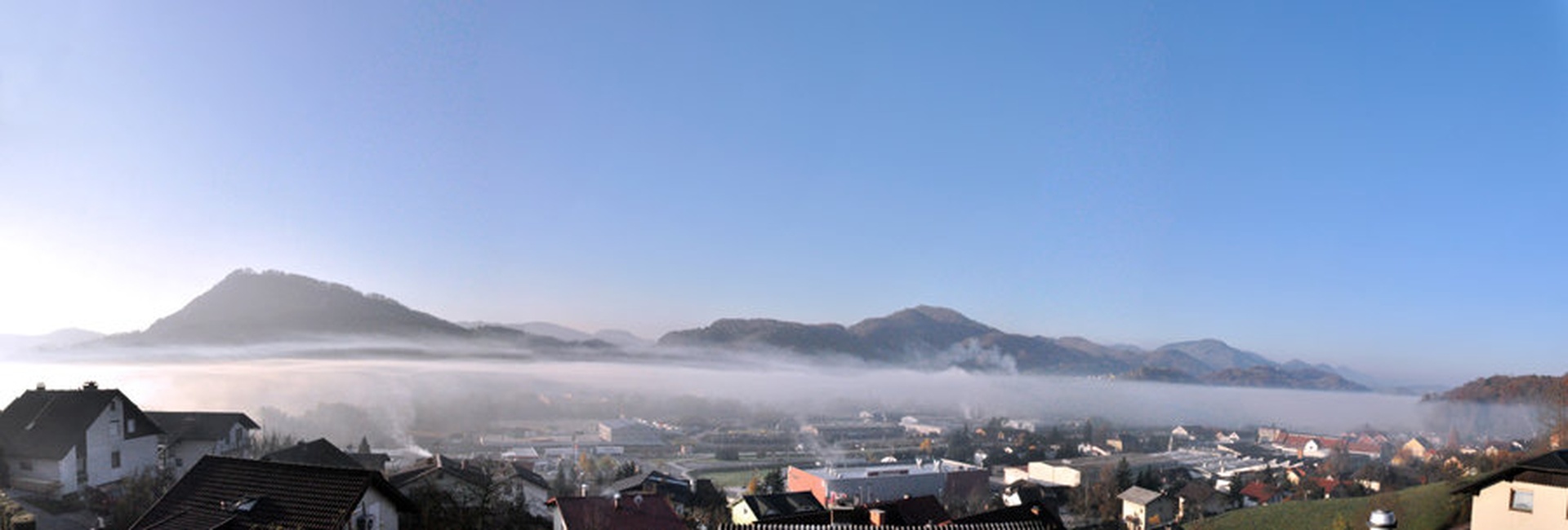 Šentjur zjutraj- panoramsko by Tomaž Bosio