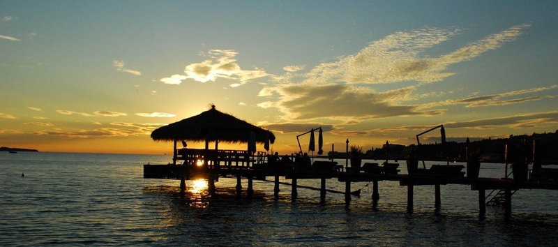 Sunset by azbi