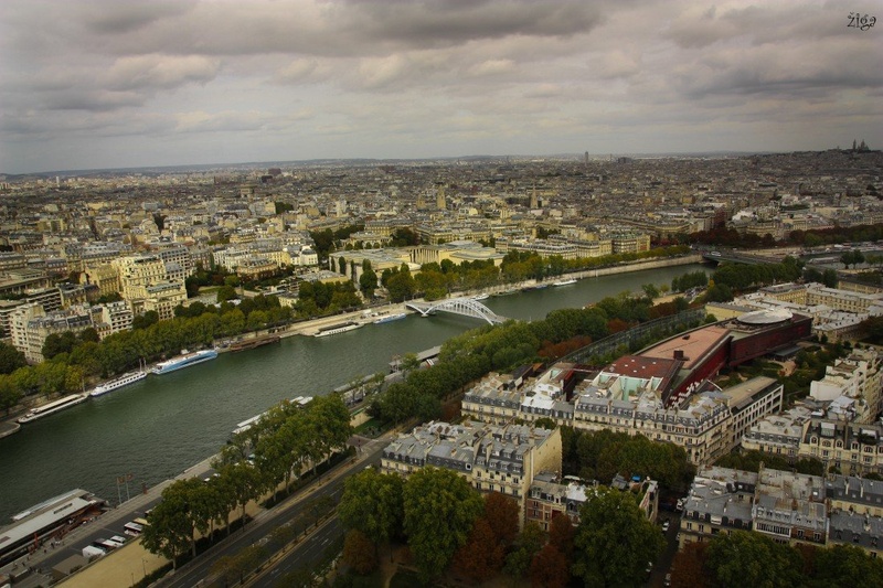 A day in Paris by Žiga Debevec