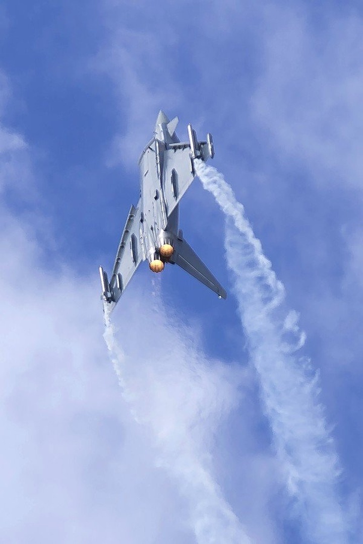 Eurofighter Typhoon by stane gortnar