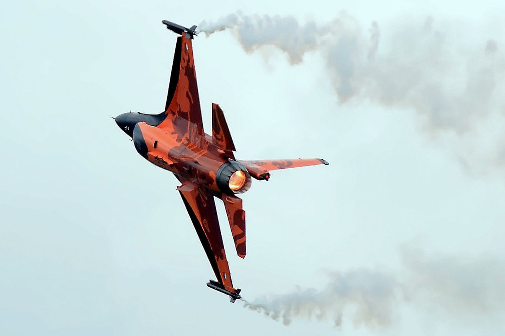 F-16 Falcon by stane gortnar