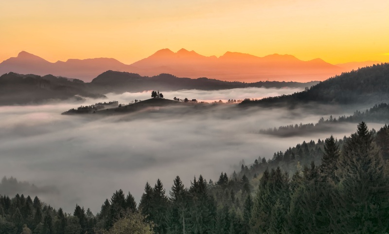 JUTRO by stane gortnar