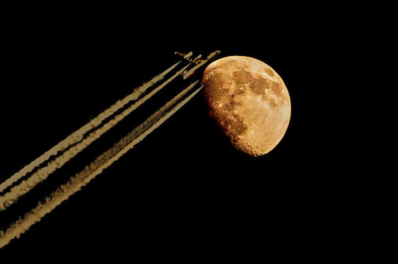 polet za luno by Matej Šušteršič