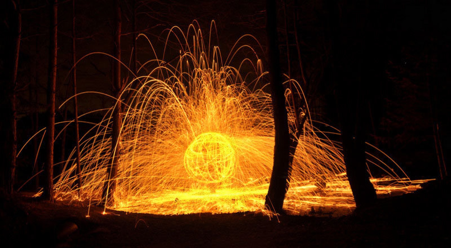 fire ball by Matej Šušteršič