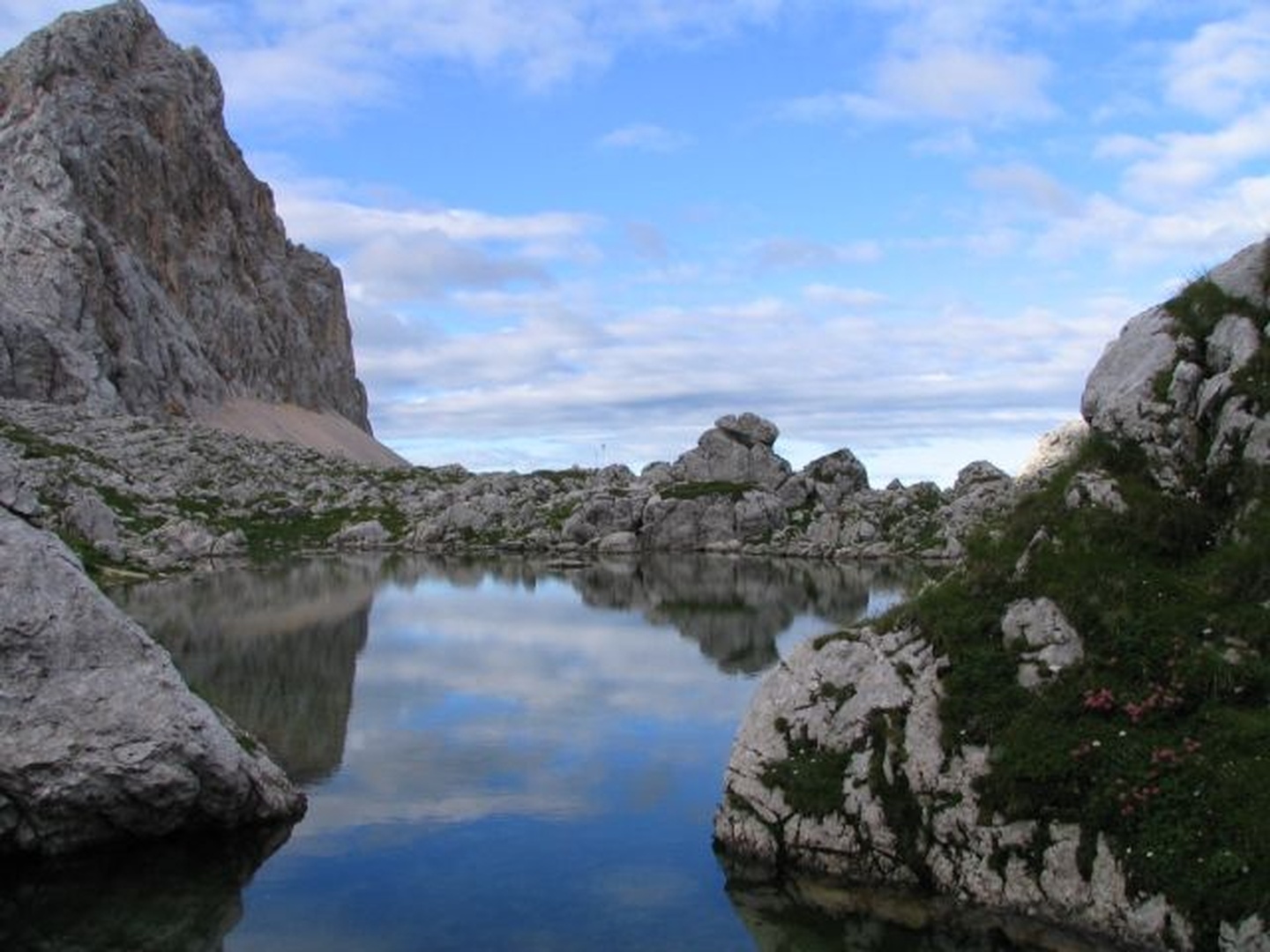 Tretje po vrsti od sedmerih jezer by Brane