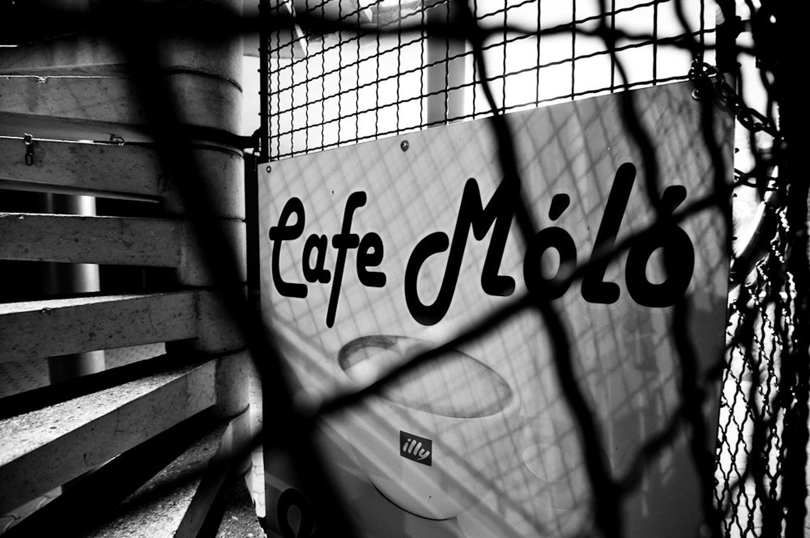 Balaton Caffe by Zoran Vogrinčič