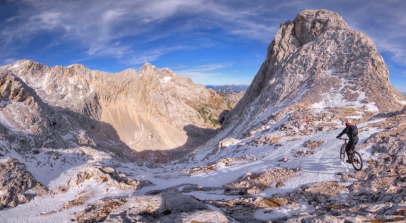 Na sončni strani alp by Peter Turšič