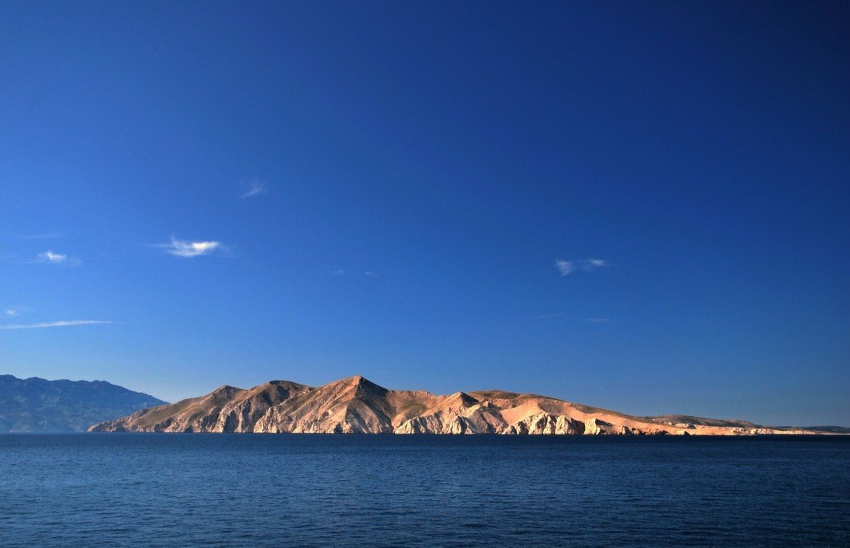 Deep wide blue by Janko Fon