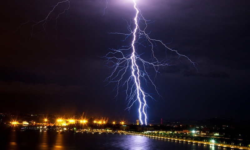 lightning in Koper by igor skof