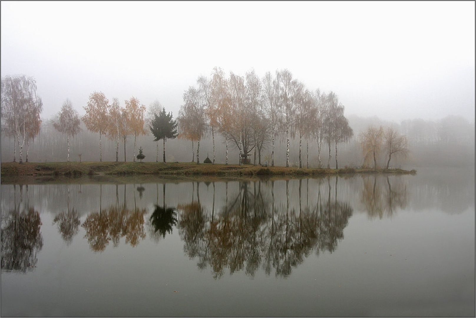 Megleno jutro by Simon Kovačič