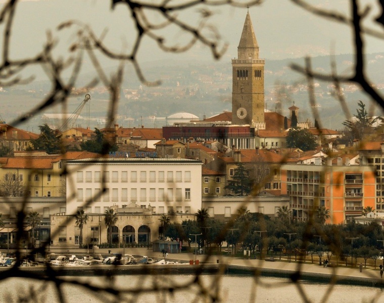 Drugačen pogled na Koper by Matej Vidergar