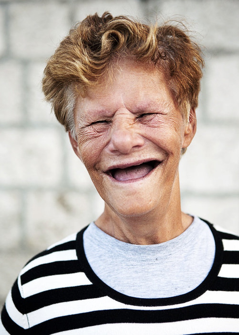 The Smile by Podi Zolj