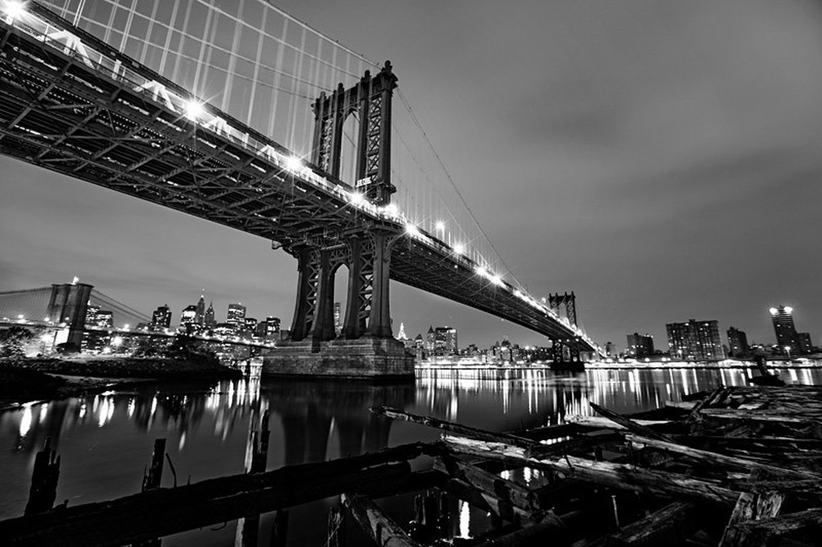 Manhattan Bridge by Goran Jovic