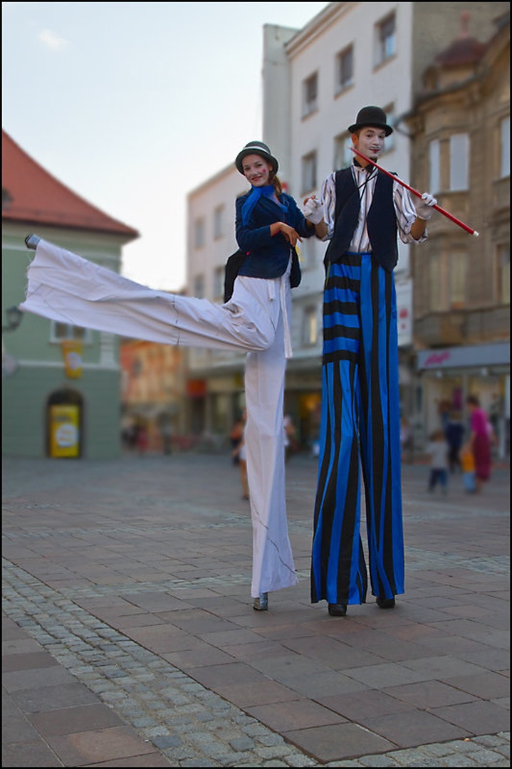 Ulična glumača by Dušan Brezovnik