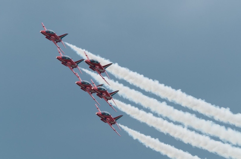 Red Arrows by AndrejS