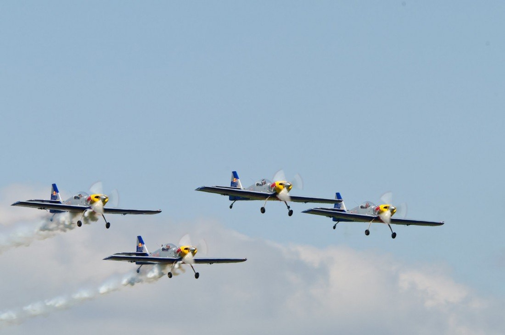 Flying Bulls Aerobatic Team by AndrejS