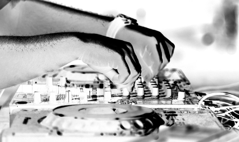 Invert the tune... by Damir Mejrić